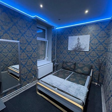 Hostel Rooms Ντέμπρετσεν Εξωτερικό φωτογραφία