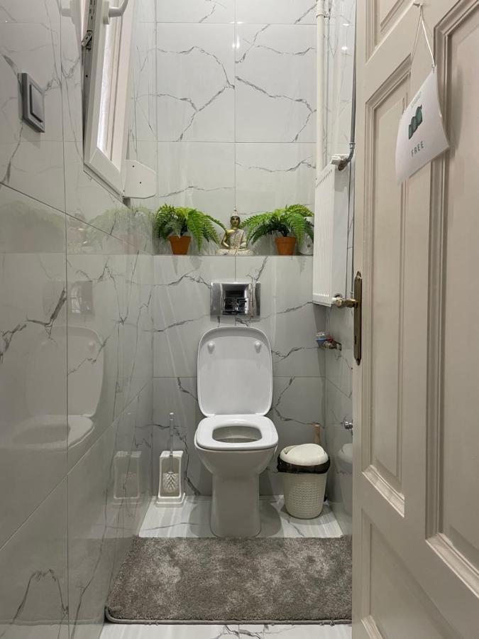 Hostel Rooms Ντέμπρετσεν Εξωτερικό φωτογραφία